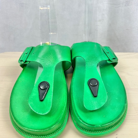 TYCHE Leather Sandal Birkenstock style in Bright Green size 7 - Picture 2 of 6